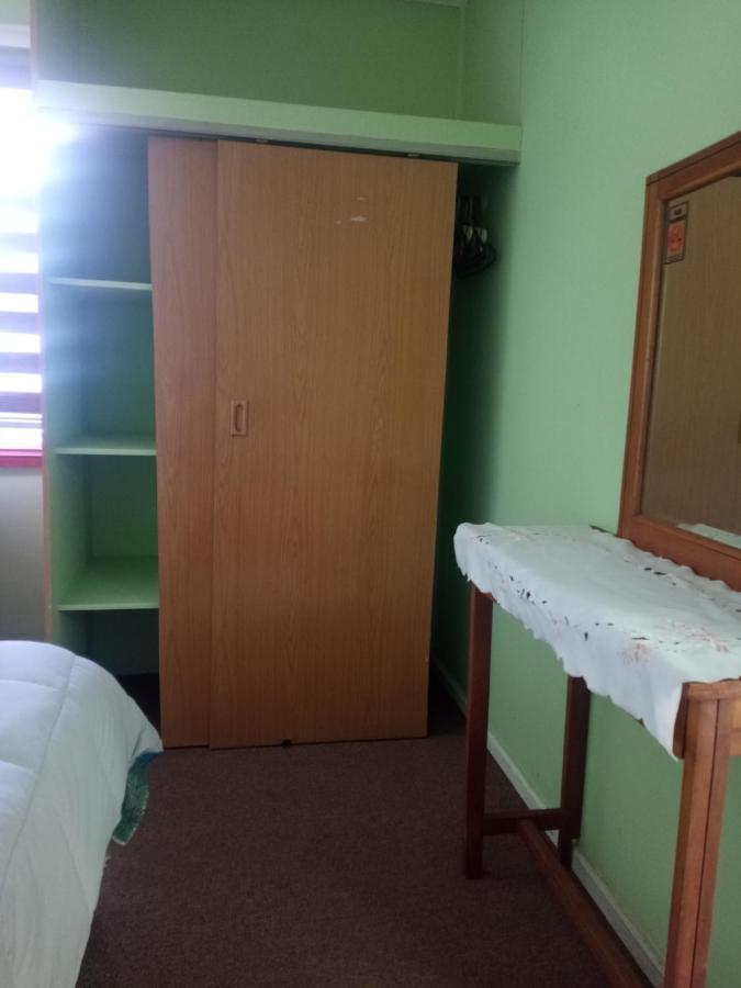 Hostal El Toque De Pilar Punta Arenas Bagian luar foto