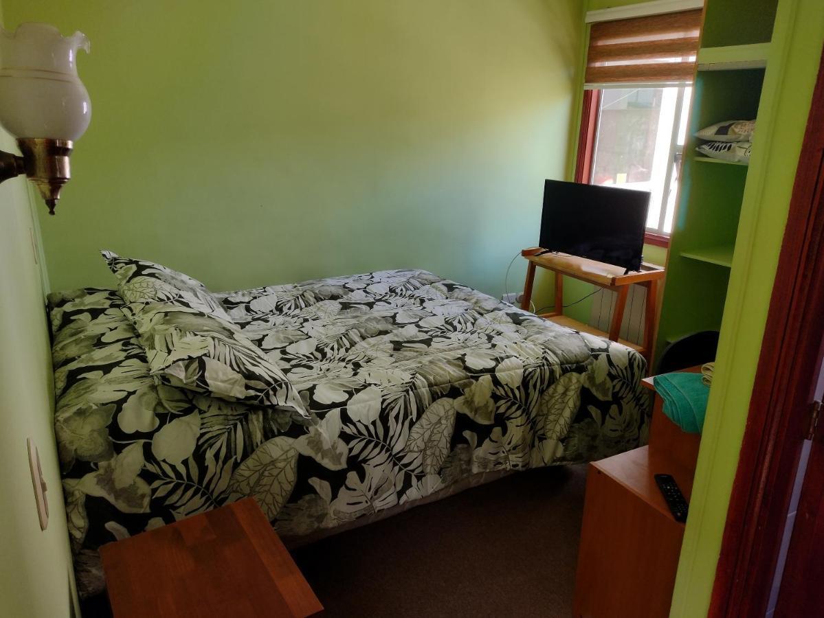 Hostal El Toque De Pilar Punta Arenas Bagian luar foto