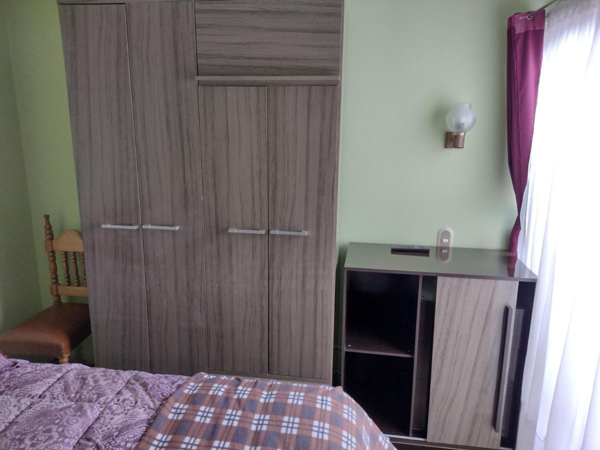 Hostal El Toque De Pilar Punta Arenas Bagian luar foto