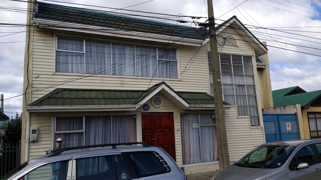 Hostal El Toque De Pilar Punta Arenas Bagian luar foto