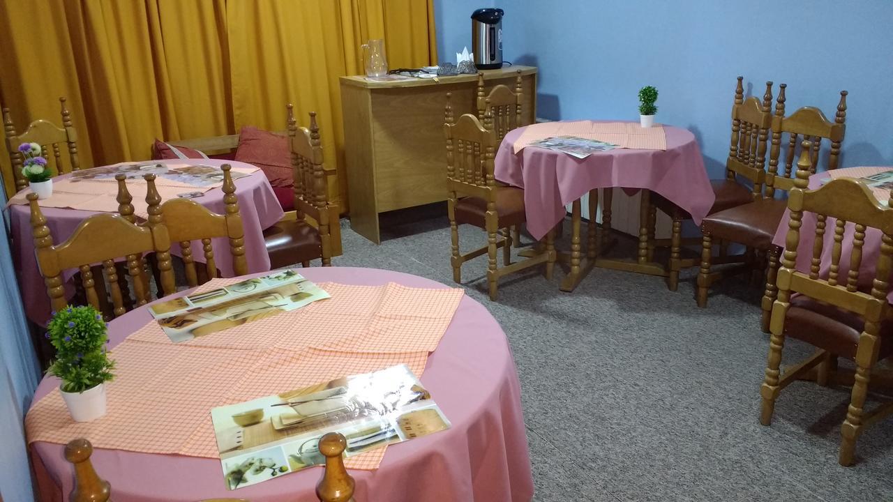 Hostal El Toque De Pilar Punta Arenas Bagian luar foto
