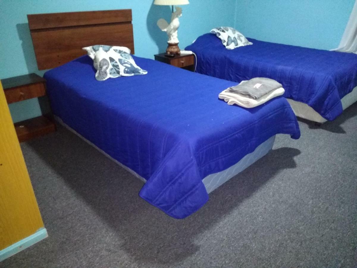 Hostal El Toque De Pilar Punta Arenas Bagian luar foto