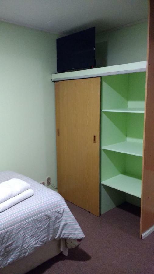 Hostal El Toque De Pilar Punta Arenas Bagian luar foto