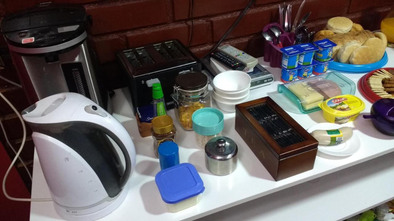 Hostal El Toque De Pilar Punta Arenas Bagian luar foto