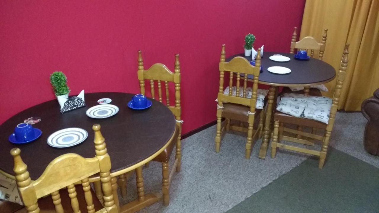 Hostal El Toque De Pilar Punta Arenas Bagian luar foto